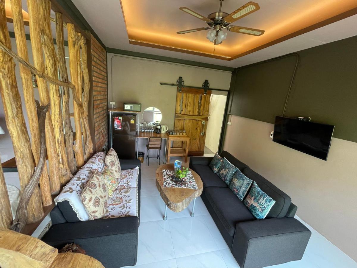 ลอดจ์พังงา บูทีค Pension Buitenkant foto