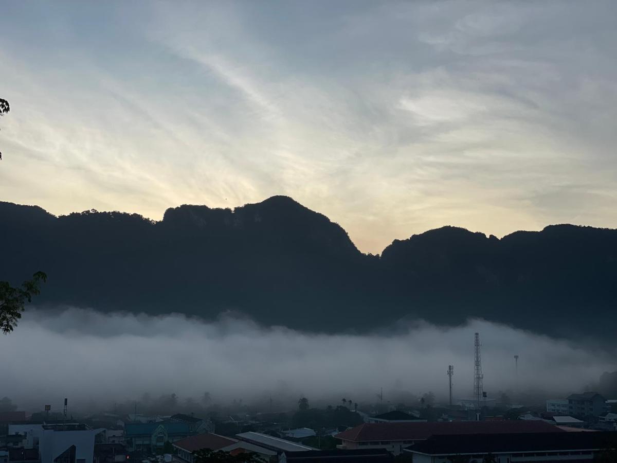 ลอดจ์พังงา บูทีค Pension Buitenkant foto